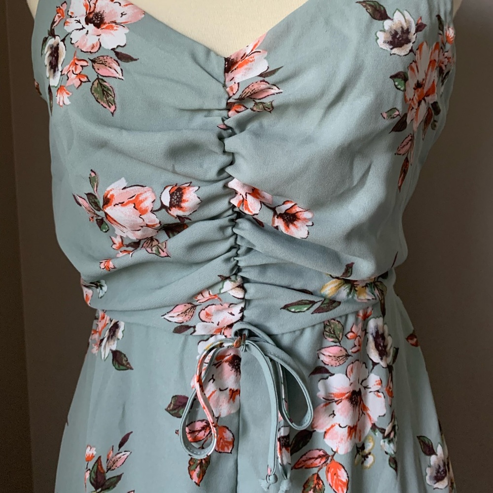 ✨LONG FLORAL DRESS✨ - Picture 2 of 6
